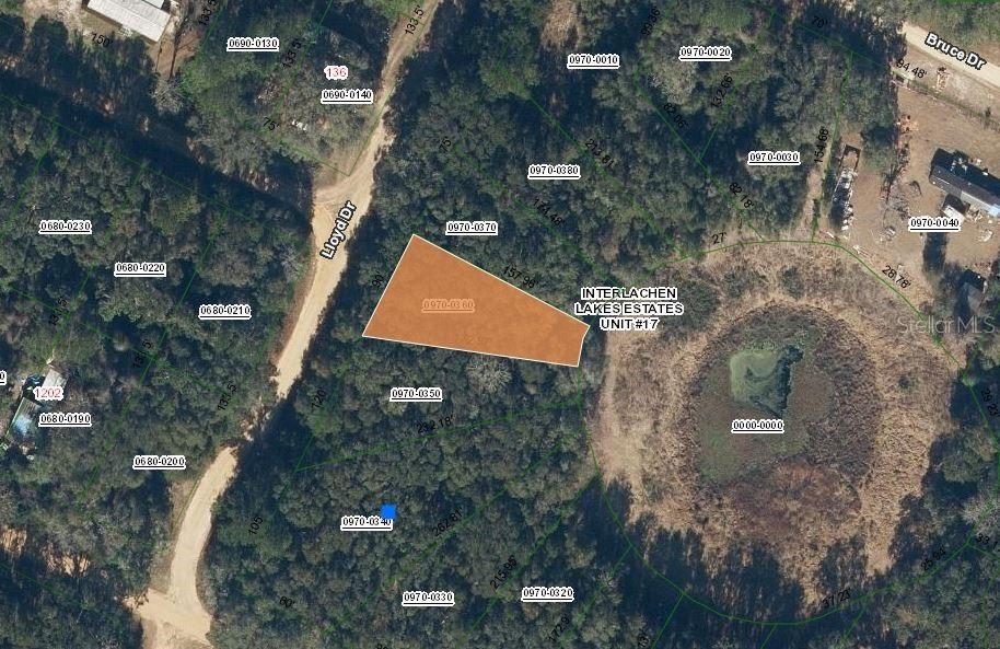 Lloyd Dr., Interlachen, FL 32148