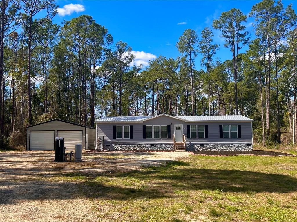 15772 NE 132nd Ct., Fort Mc Coy, FL 32134