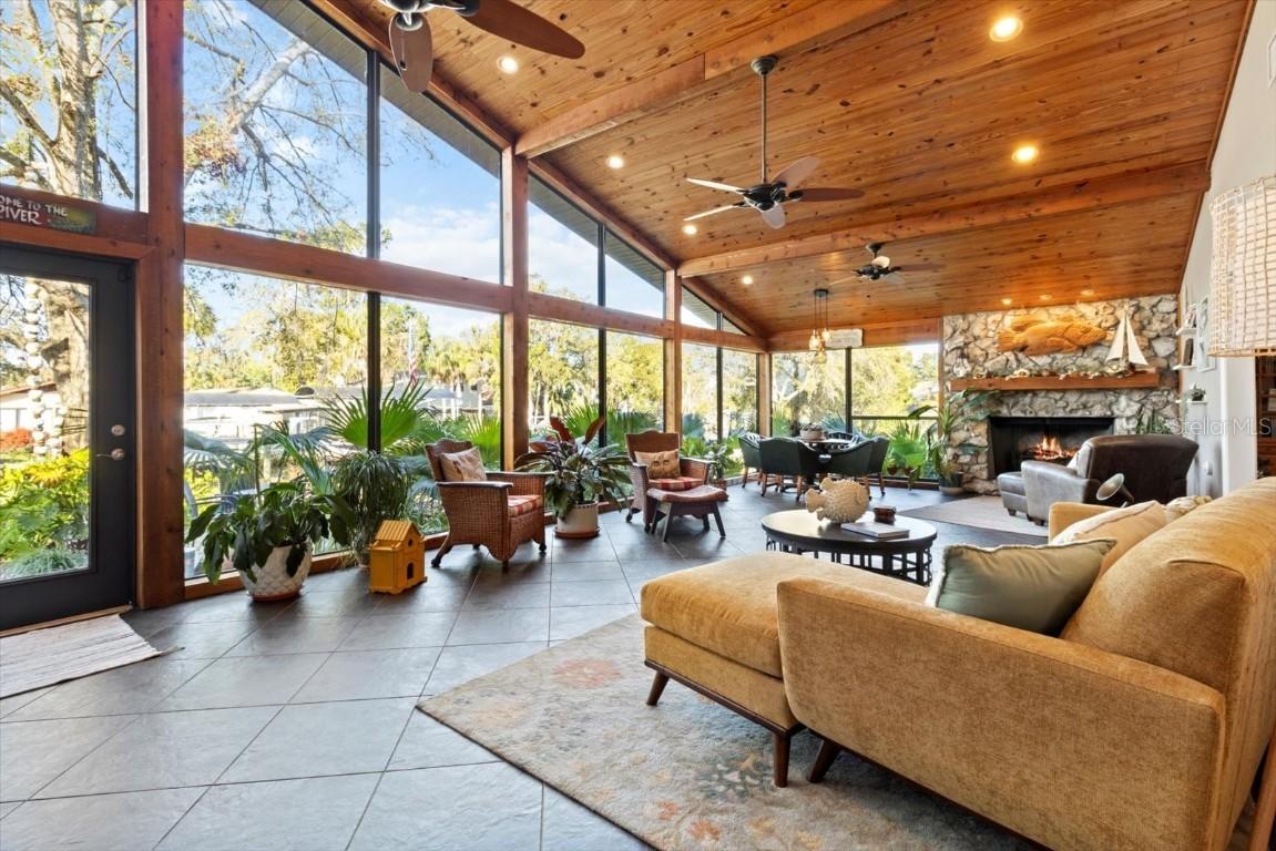 11590 W Waterway Dr., Homosassa, FL 34448