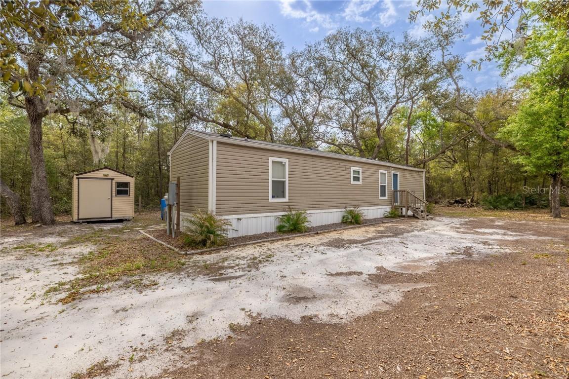 23185 NE 110th Ave., Fort Mc Coy, FL 32134