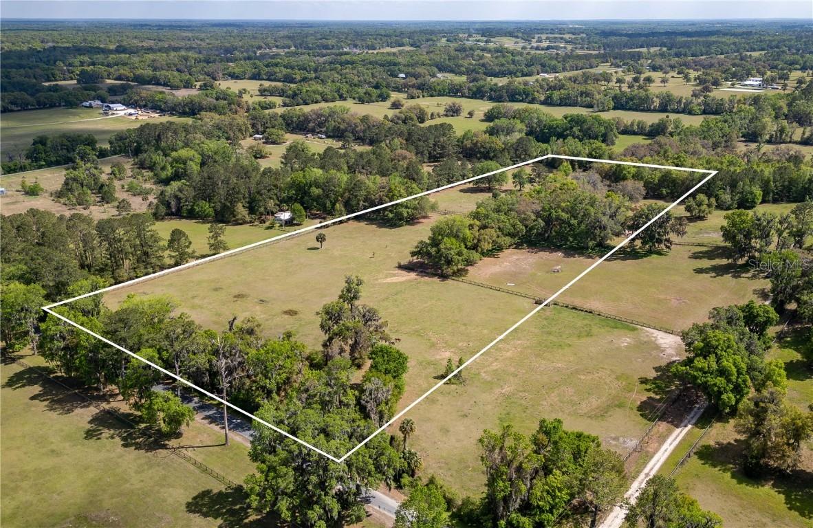 6124 NW 160th St., Reddick, FL 32686