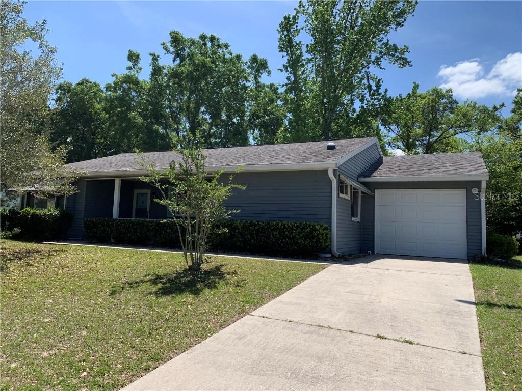 8712 SW 109th Ln Ln., Ocala, FL 34481