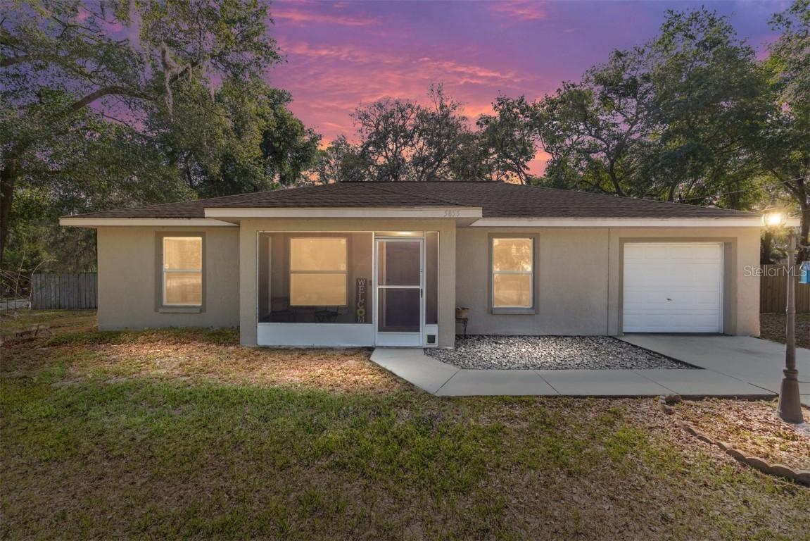 5855 SE 158 Ct., Ocklawaha, FL 32179