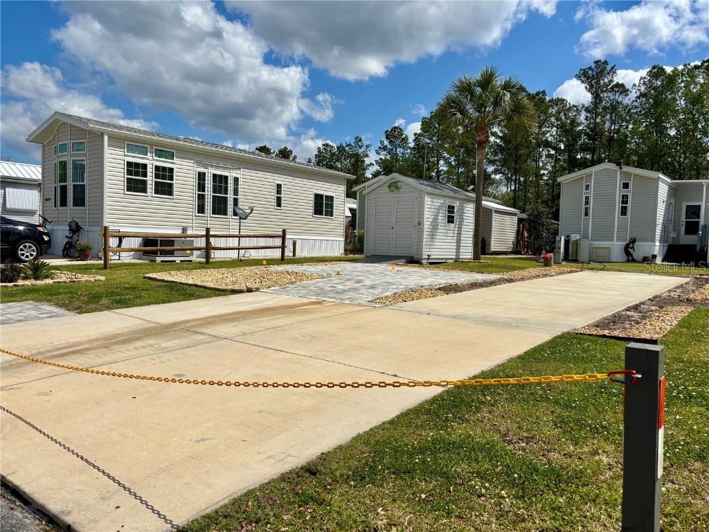 3041 NE 104th Ave., Silver Springs, FL 34488