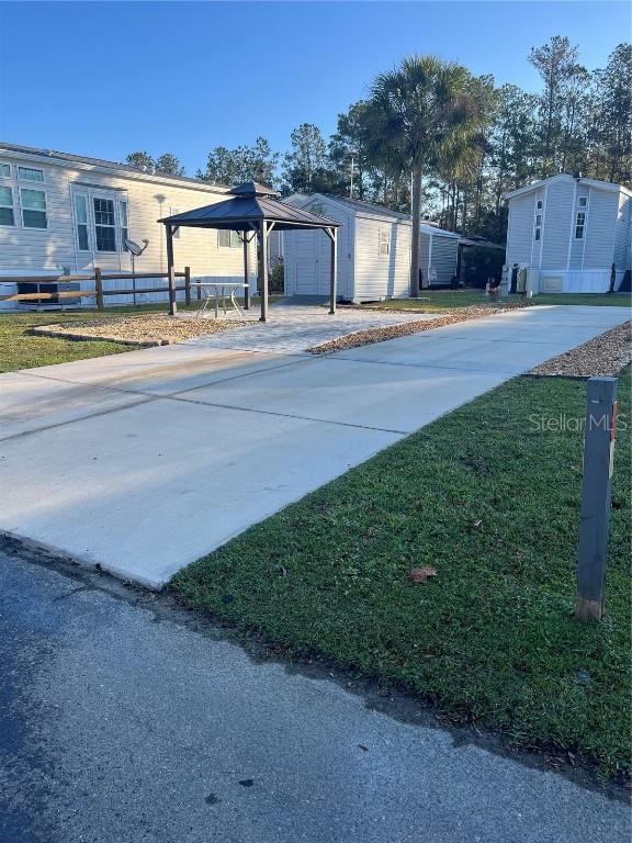 3041 NE 104th Ave., Silver Springs, FL 34488