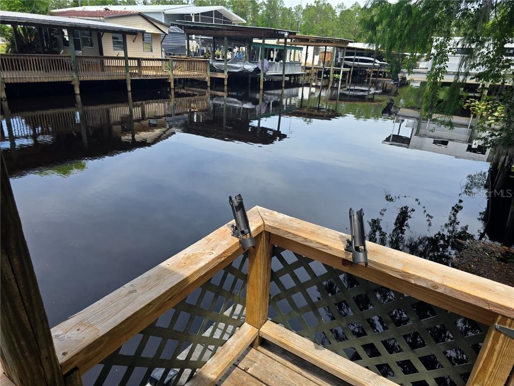 119 Walt Ln., Satsuma, FL 32189