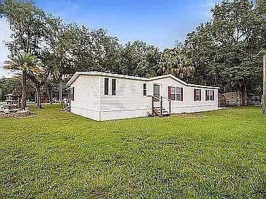 14232 NE 165th St., Fort Mc Coy, FL 32134