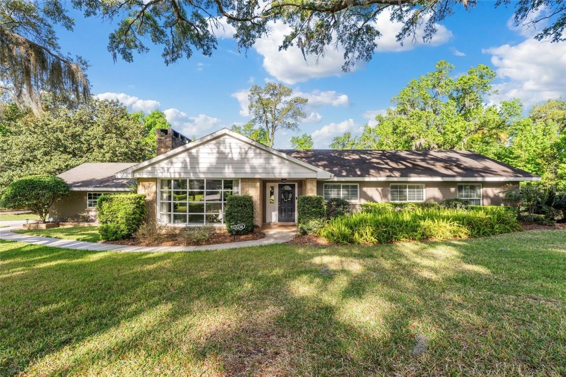 1126 SE 15th Ave., Ocala, FL 34471