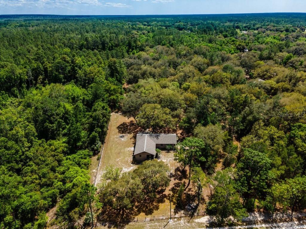 13455 NE 228th Lane Rd., Fort Mc Coy, FL 32134