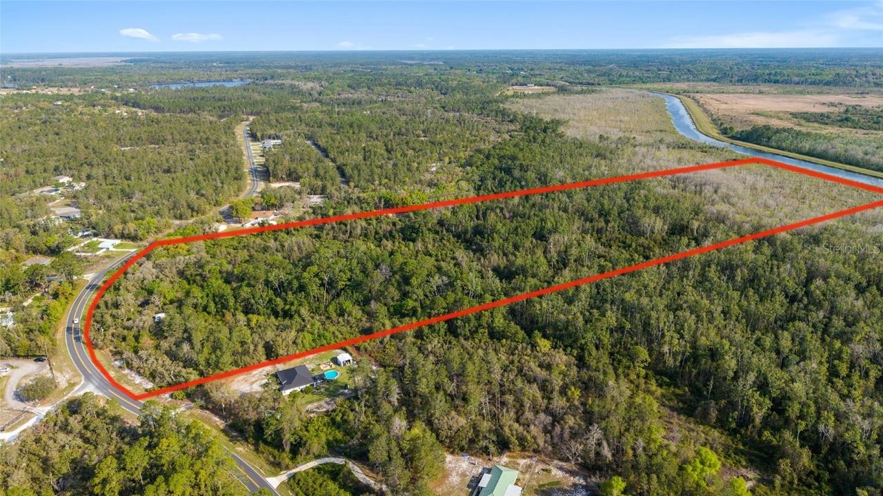 475 Fisher Rd., Ocklawaha, FL 32179
