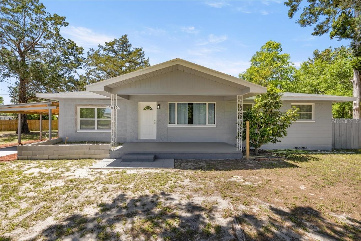1025 NE 4th St., Chiefland, FL 32626
