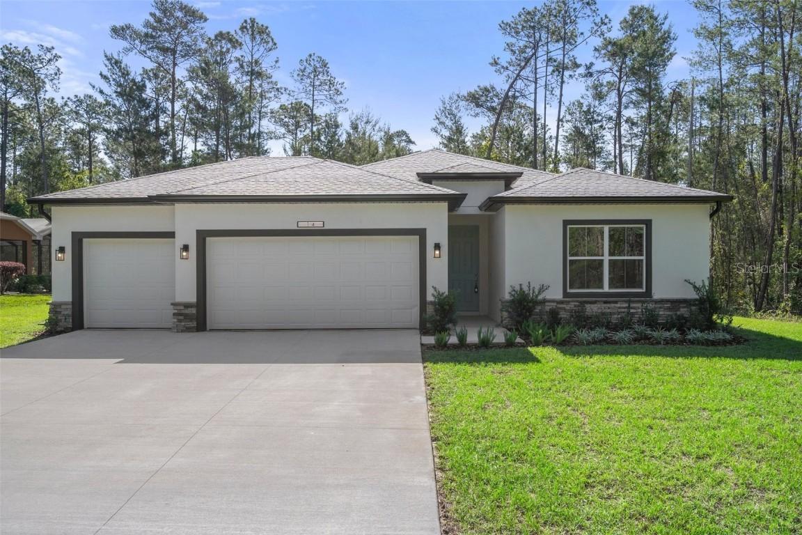 14 Cactus St., Homosassa, FL 34446