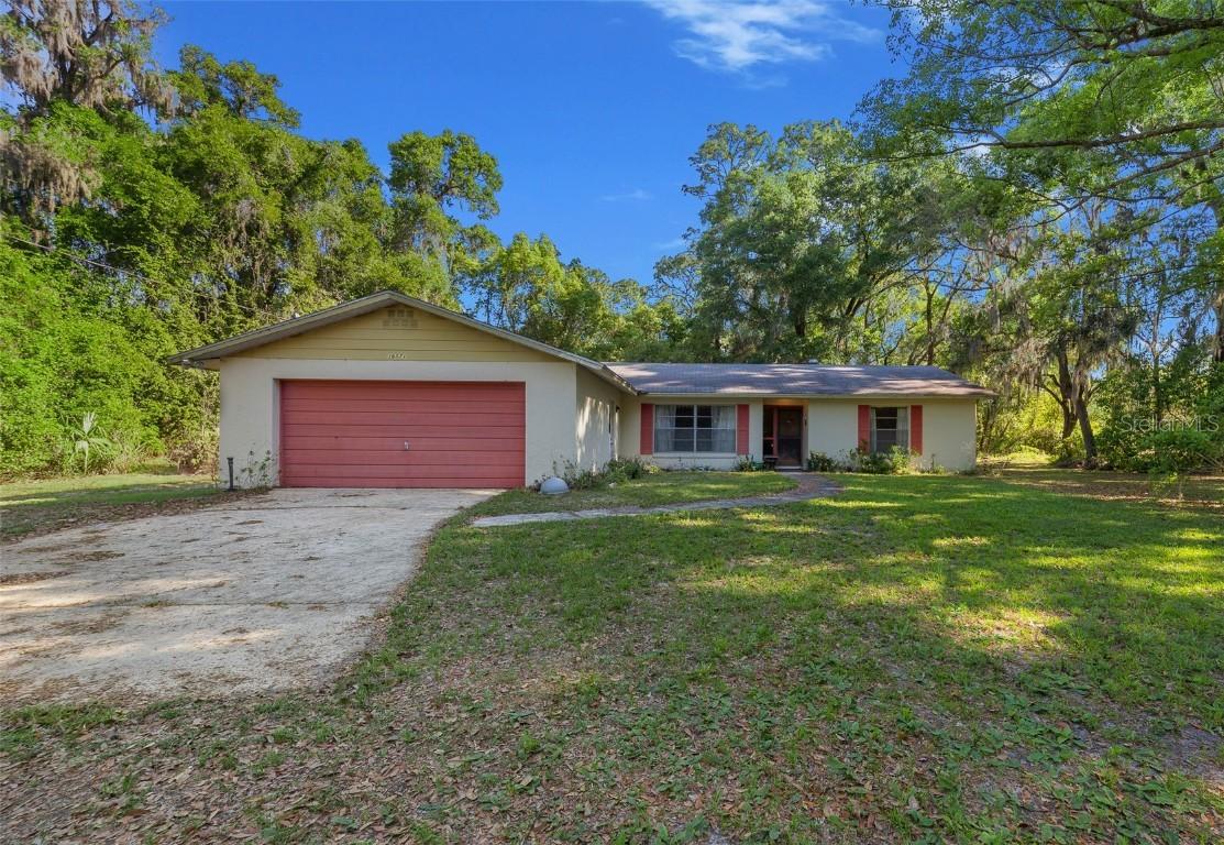16571 SE 95th Street Rd., Ocklawaha, FL 32179