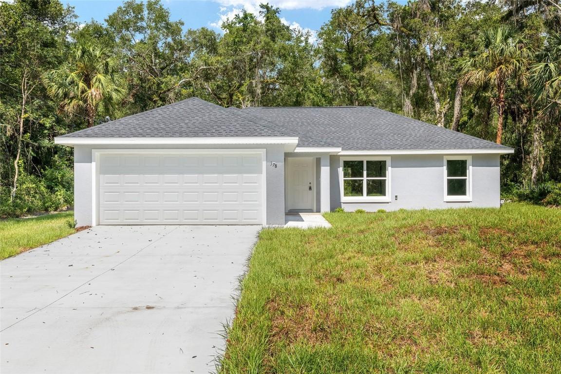 378 Sequoia Dr., Ocklawaha, FL 32179