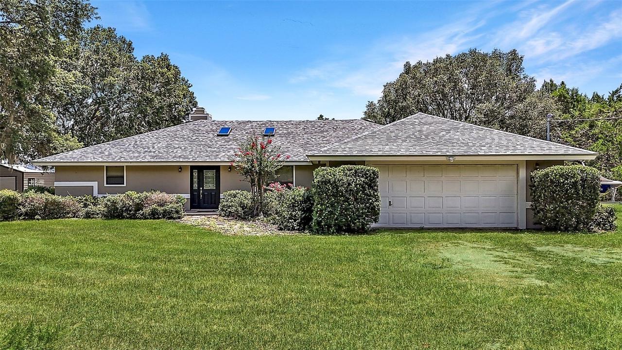 26200 SE Highway 42, Umatilla, FL 32784