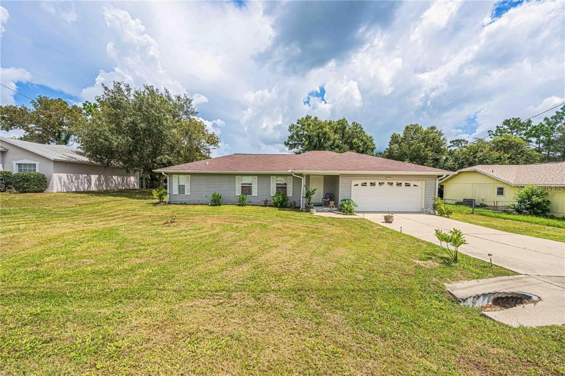 9 Fir Trail Pass, Ocala, FL 34472