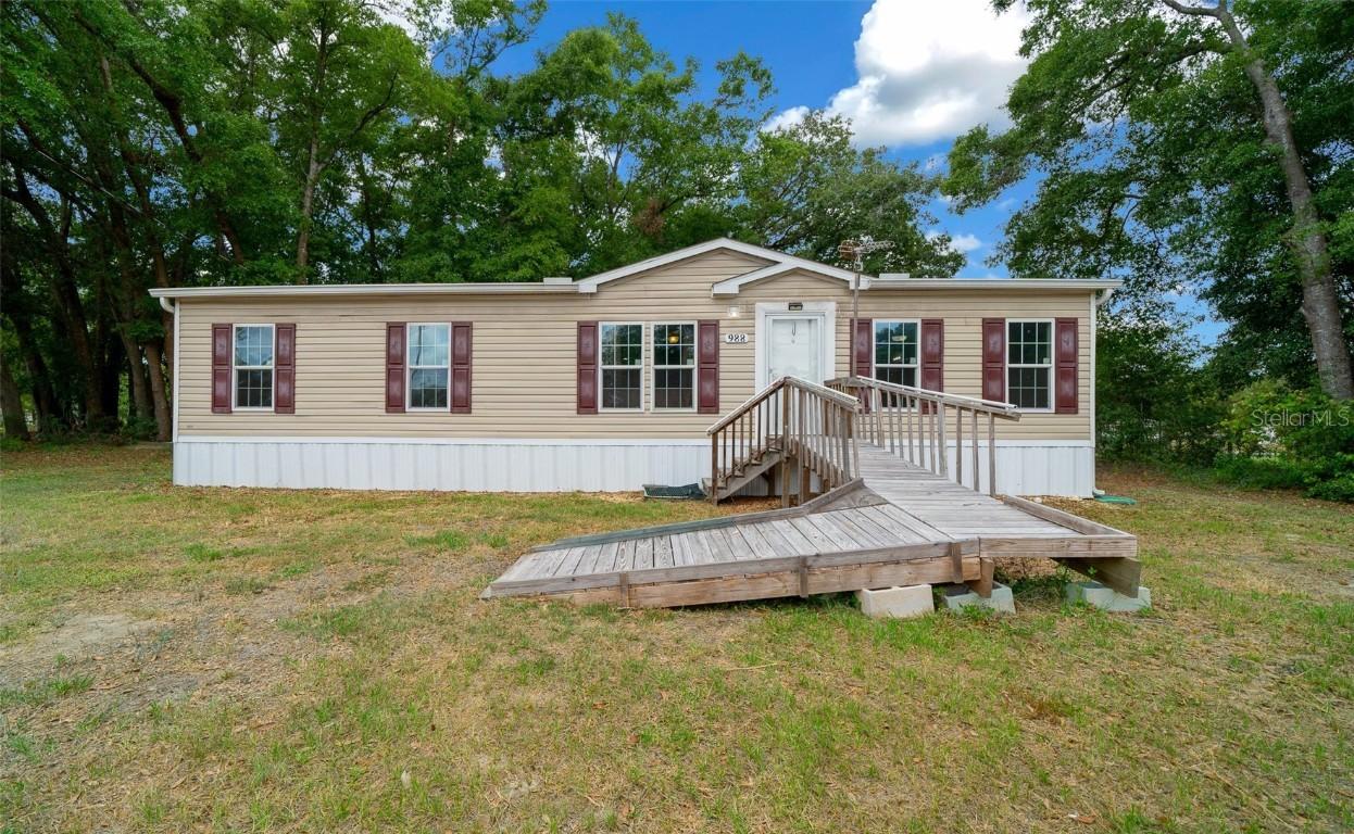 988 NW 109th Ave., Ocala, FL 34482