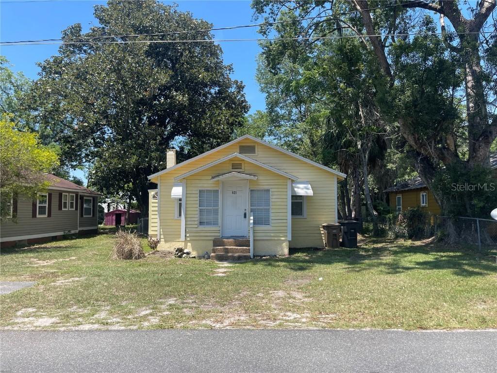 621 NE 20th St., Ocala, FL 34470