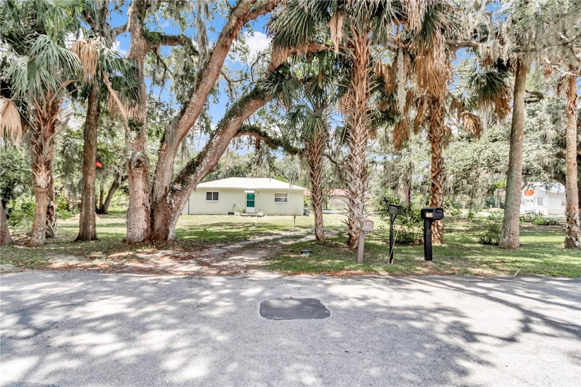 1758 W J Williams Ln., Dunnellon, FL 34434