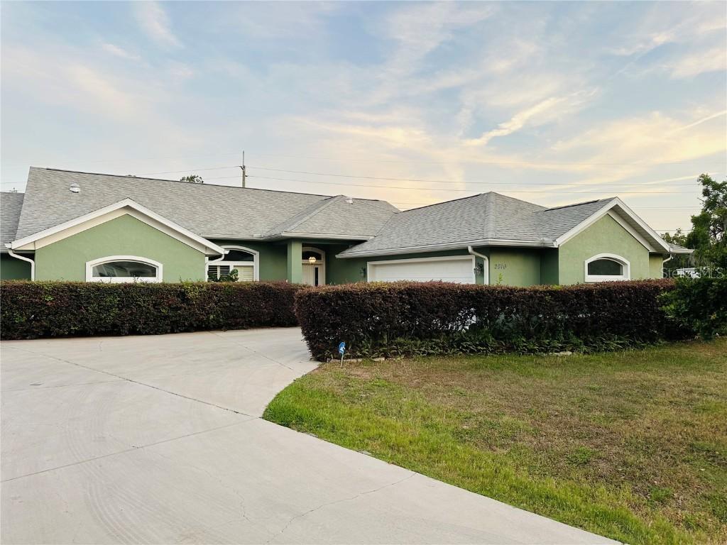 2910 NE 24th Pl., Ocala, FL 34470