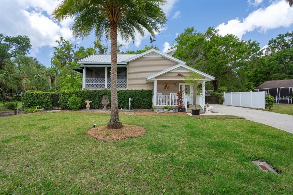 536 NW 7th Ave., Crystal River, FL 34428