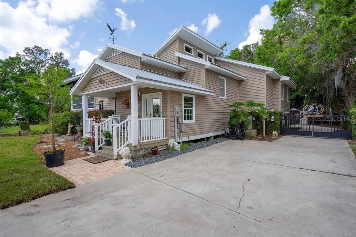 536 NW 7th Ave., Crystal River, FL 34428