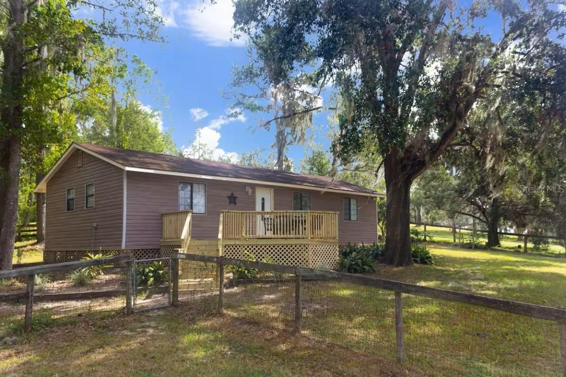 14121 NW Highway 225, Reddick, FL 32686