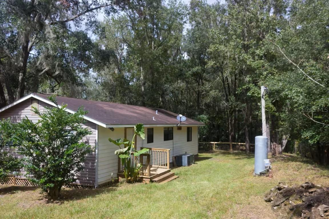 14121 NW Highway 225, Reddick, FL 32686