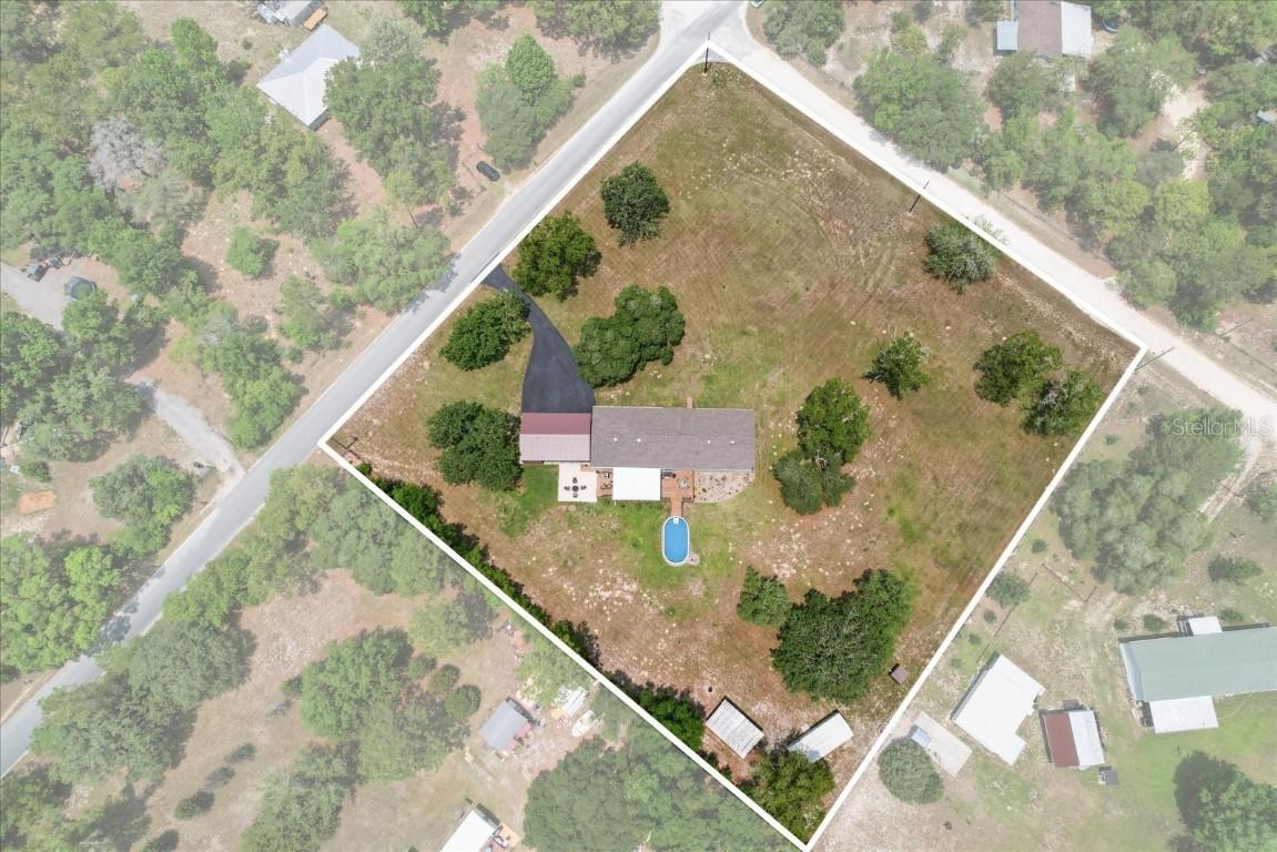 8663 N Zaval Ave., Dunnellon, FL 34433