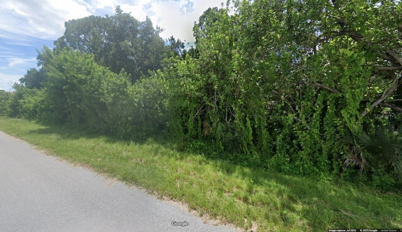 1392 Liggett Cir., Port Charlotte, FL 33953
