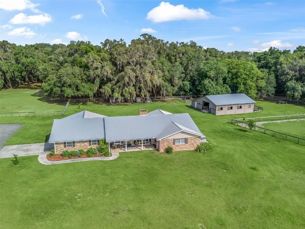 18370 NW 20th Ave., Citra, FL 32113