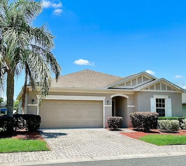 5009 Neptune Cir., Oxford, FL 34484