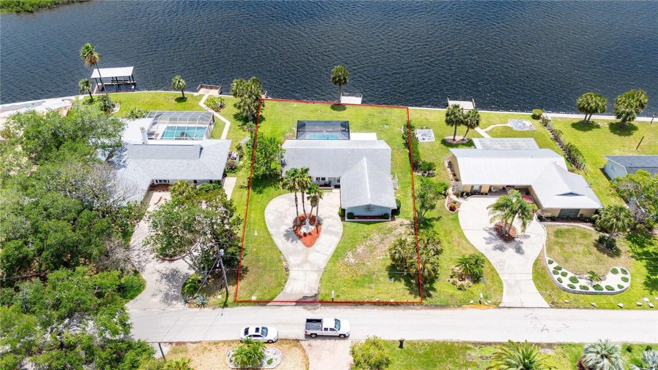11900 W Bayshore Dr., Crystal River, FL 34429