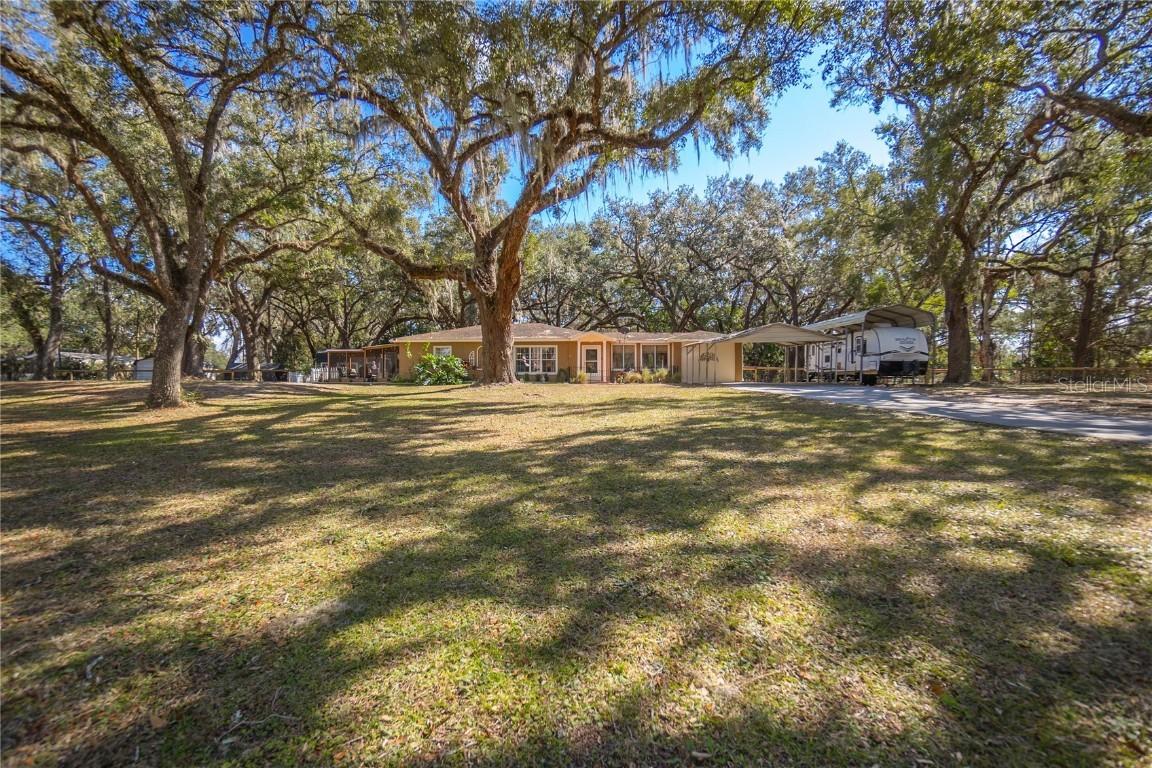 3299 County Road 521, Wildwood, FL 34785