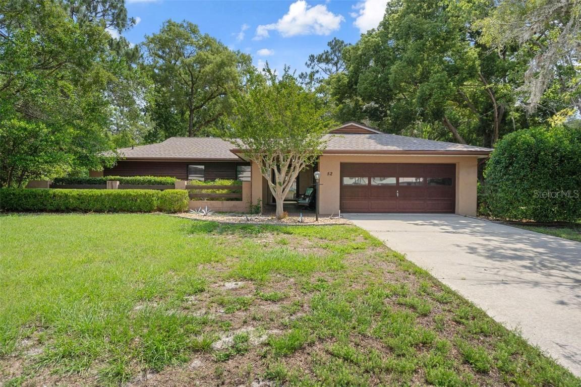 52 Douglas St., Homosassa, FL 34446