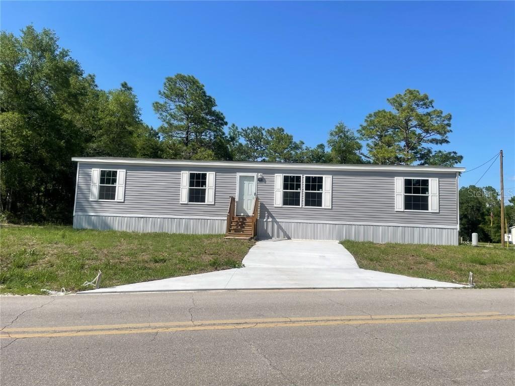 15807 NE 10th St., Williston, FL 32696