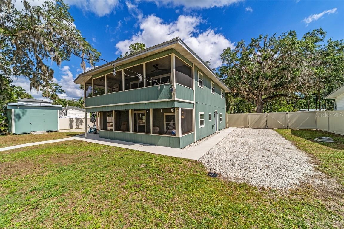24628 Fox Rd., Astor, FL 32102