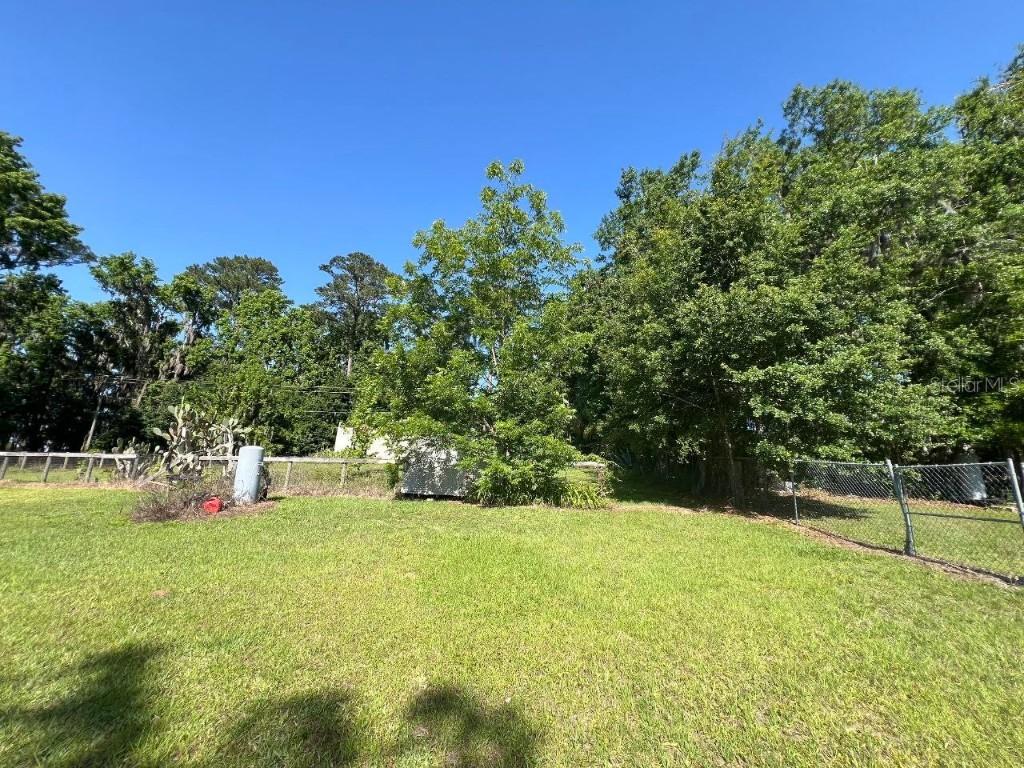 18934 NW 60th Ave., Reddick, FL 32686