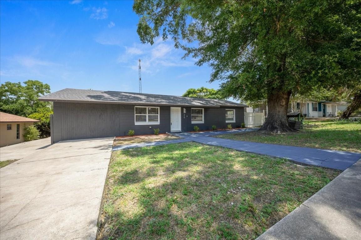 219 Marion Oaks Ln., Ocala, FL 34473