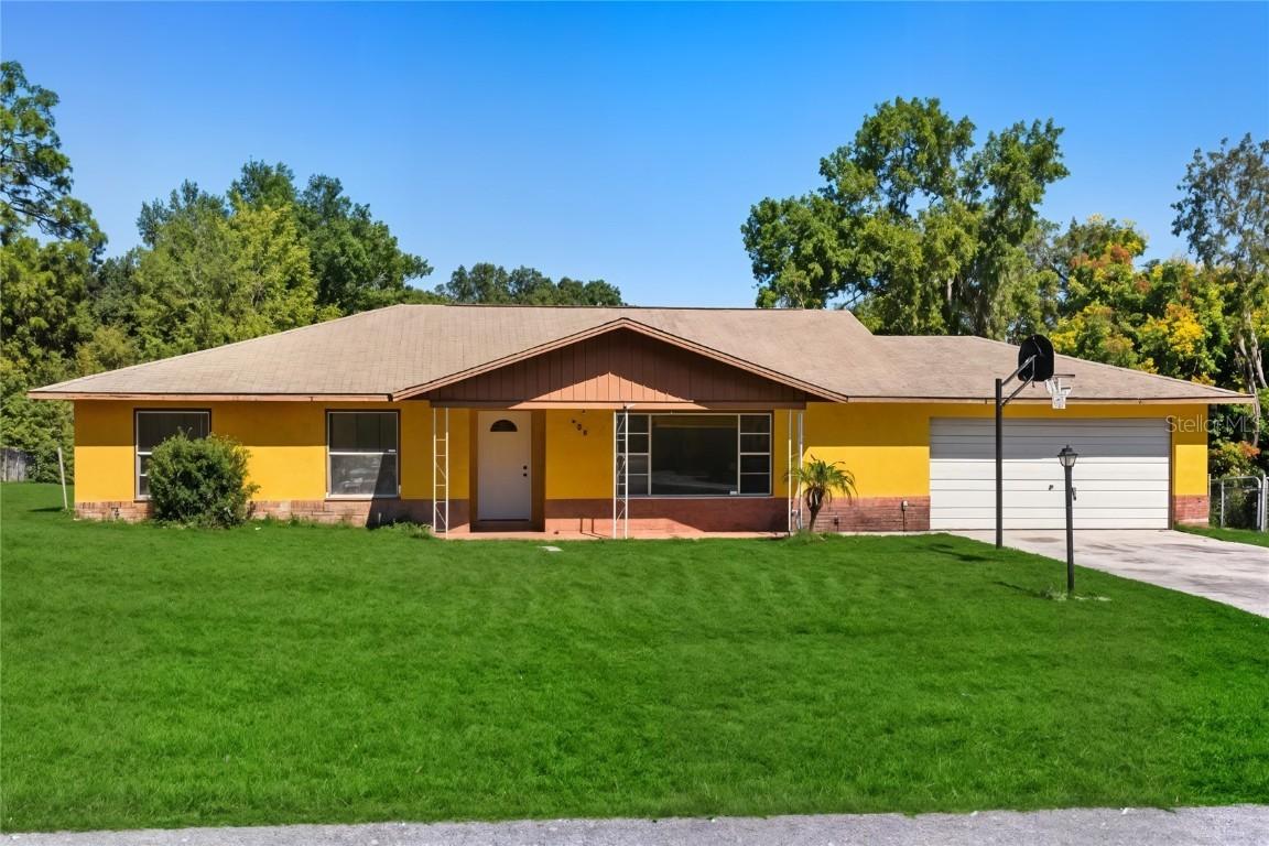 606 Water Rd., Ocala, FL 34472