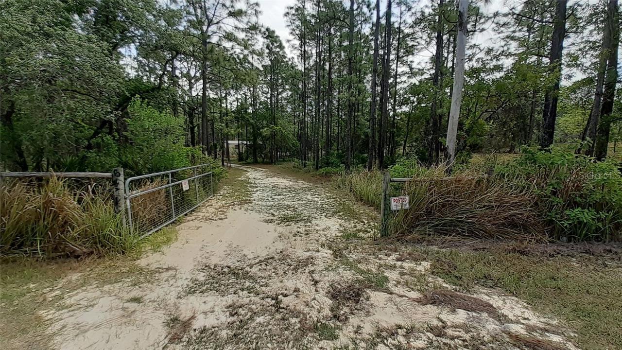 6471 N Khyber Ave., Dunnellon, FL 34433