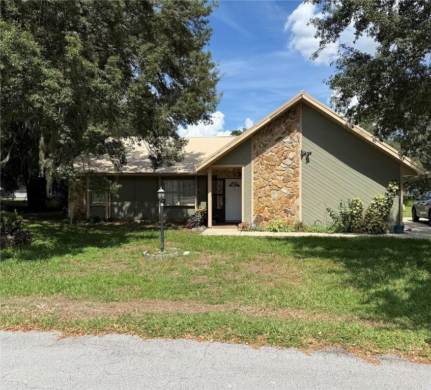 22 Pine Circle Way, Ocala, FL 34472