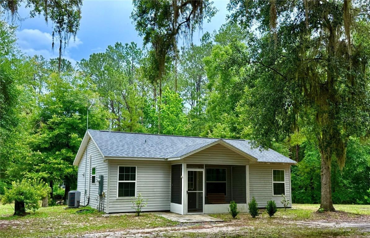 18670 NW 88th Avenue Rd., Reddick, FL 32686