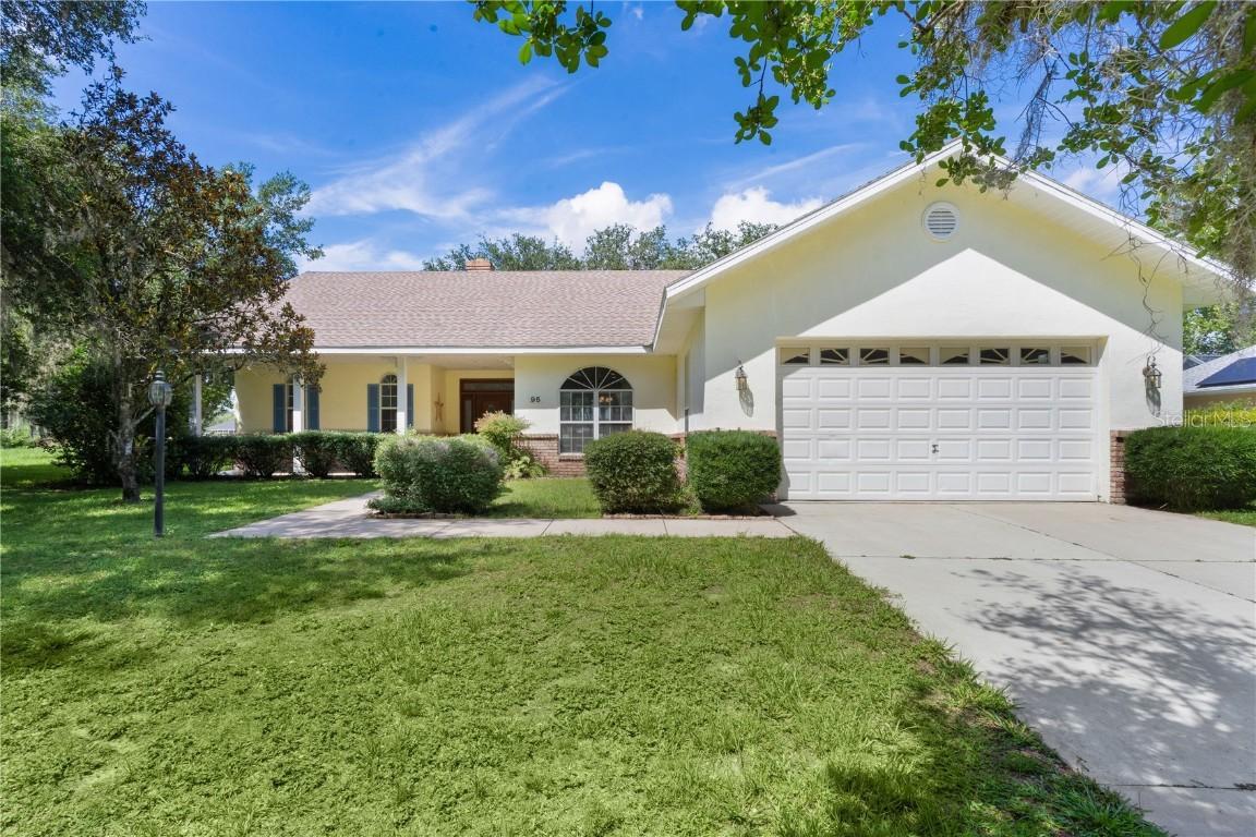 95 Hickory Loop, Ocala, FL 34472