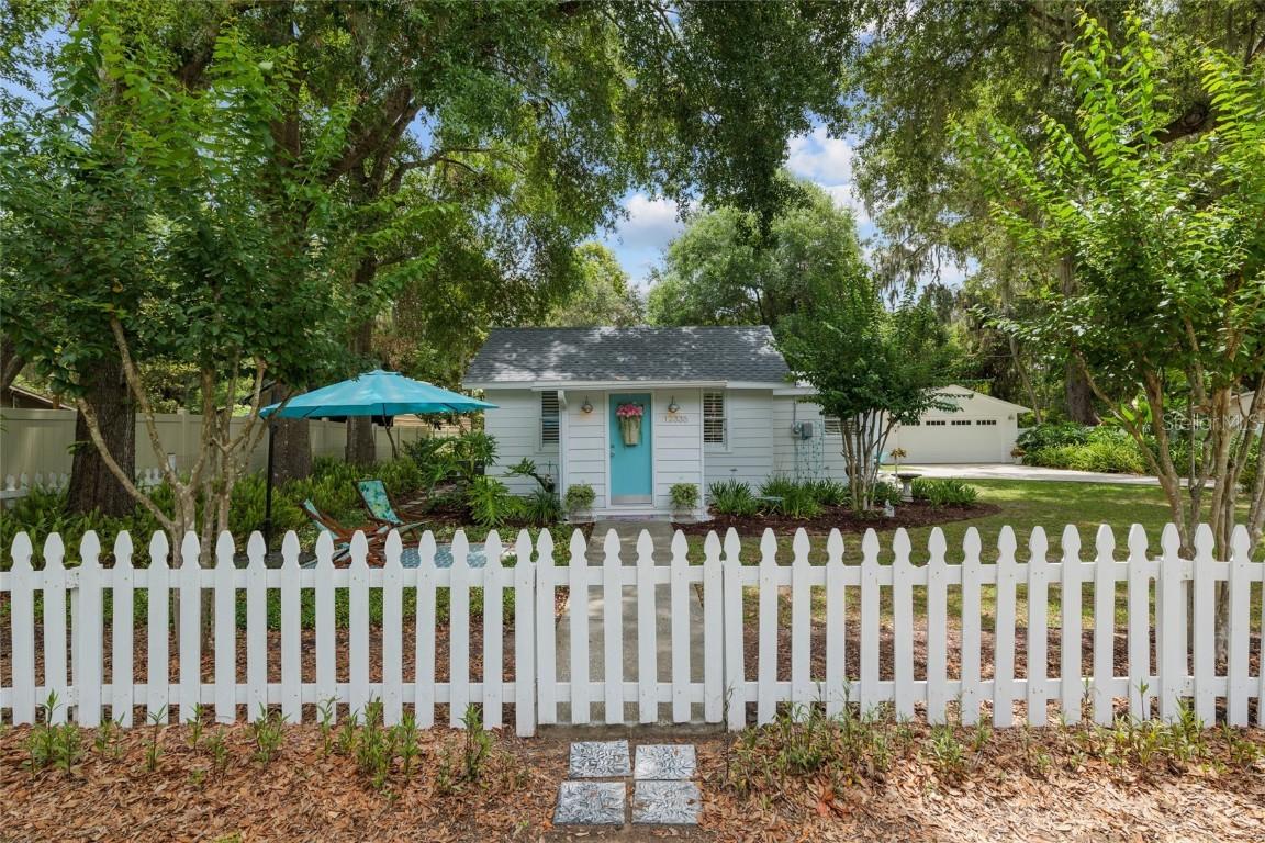 12335 SE 130th Ct., Ocklawaha, FL 32179