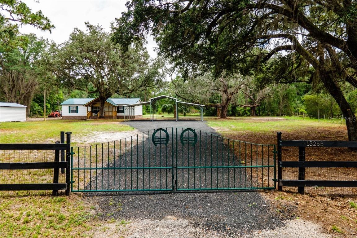 13255 NE 165th St., Fort Mc Coy, FL 32134