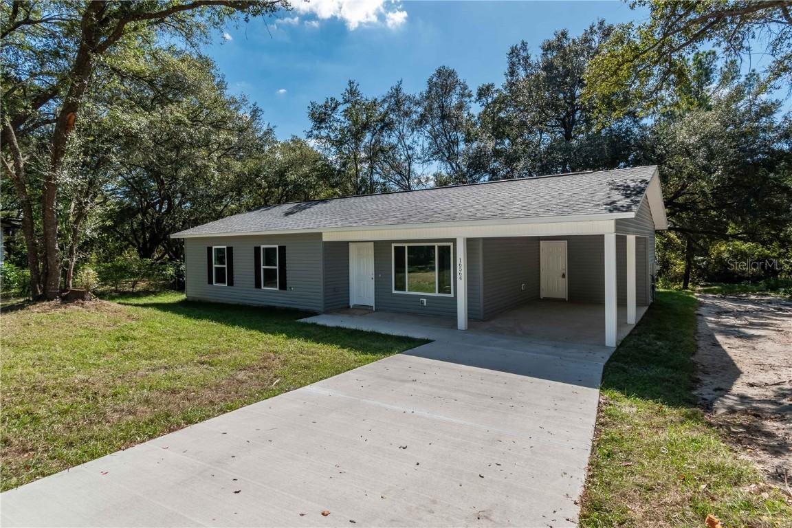 17009 SE 60th St., Ocklawaha, FL 32179