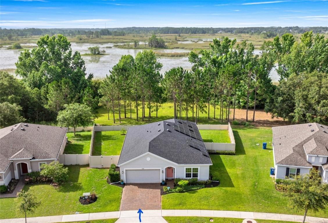 358 Irving Bend Dr., Groveland, FL 34736