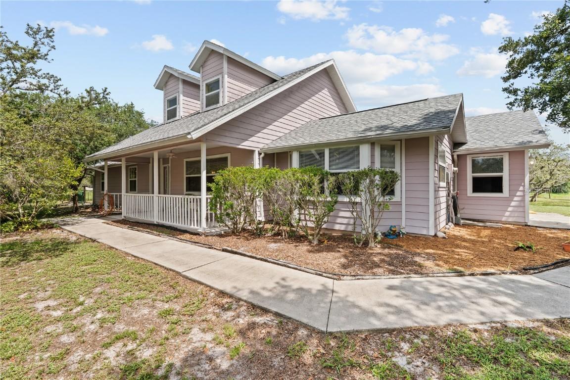 10230 E 289th St., Myakka City, FL 34251