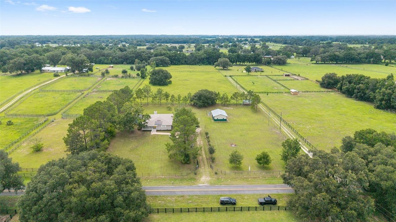 10904 NE 41st Ter., Anthony, FL 32617